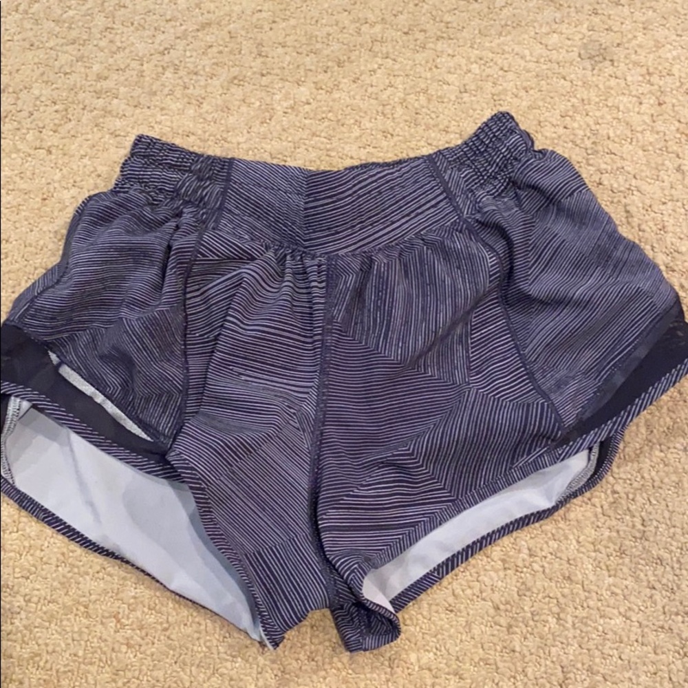 Lululemon Hotty Hot short II